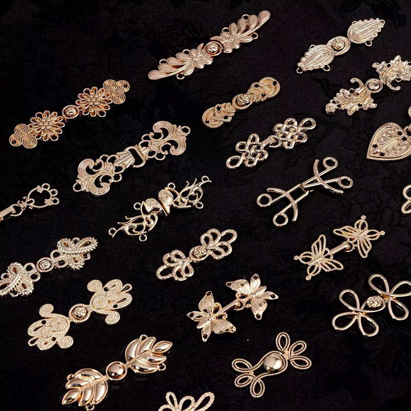 5pcs Retro Metal Button Sweate - Flower Frog Pin recension och pris